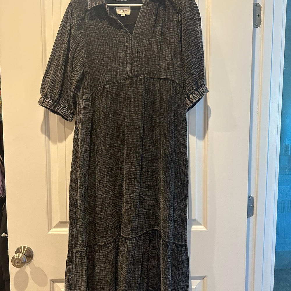 Umgee Charcoal Midi Dress NWOT